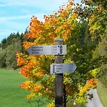 Landhotel Baumwipfel Guest house