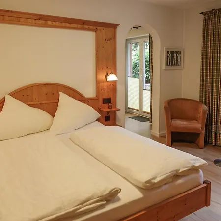 Landhotel Baumwipfel Guest house 3*